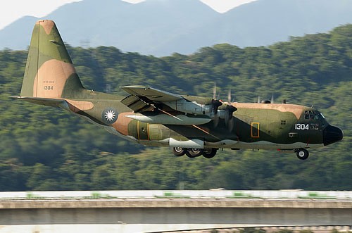 Máy bay vận tải C-130 của Không quân Đài Loan, mua của Mỹ.